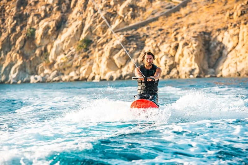 Super Paradise Beach: Kneeboarding Experience - Key Points