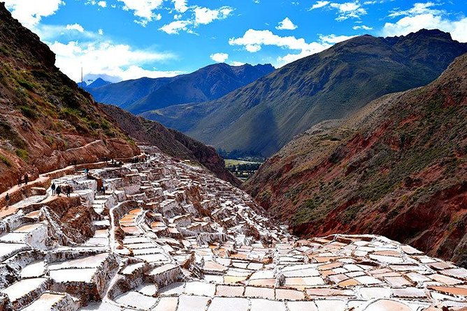 super-sacred-valley-chinchero-salt-mines-moray-ollantaytambo
