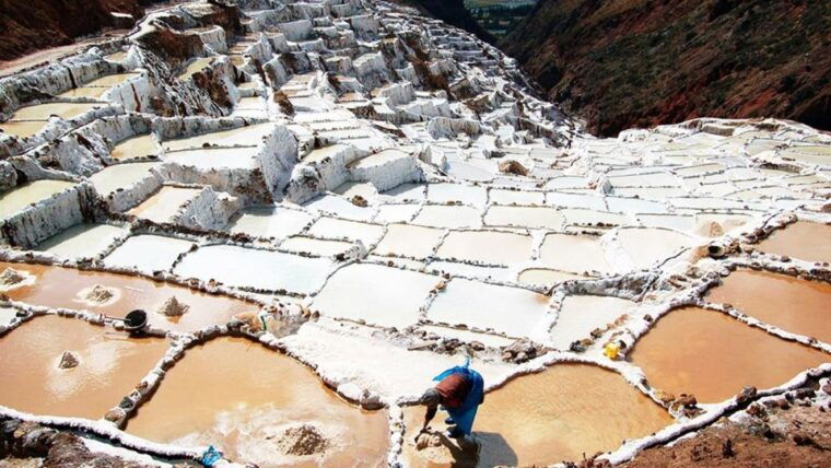super-sacred-valley-of-the-incas-and-maras-moray