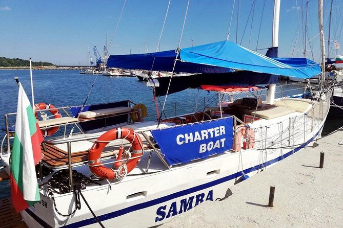 superb-black-sea-yacht-picnic-with-food-drinks