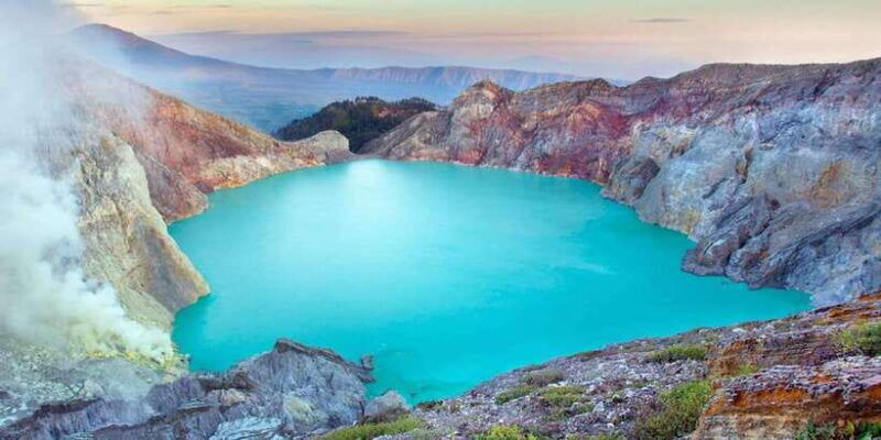 surabaya-3-days-2-nights-bromo-ijen-volcano-trip