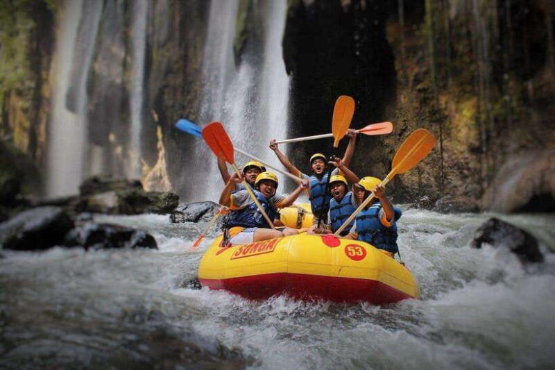 surabaya-4-days-bromo-ijen-crater-tumpak-sewu-rafting