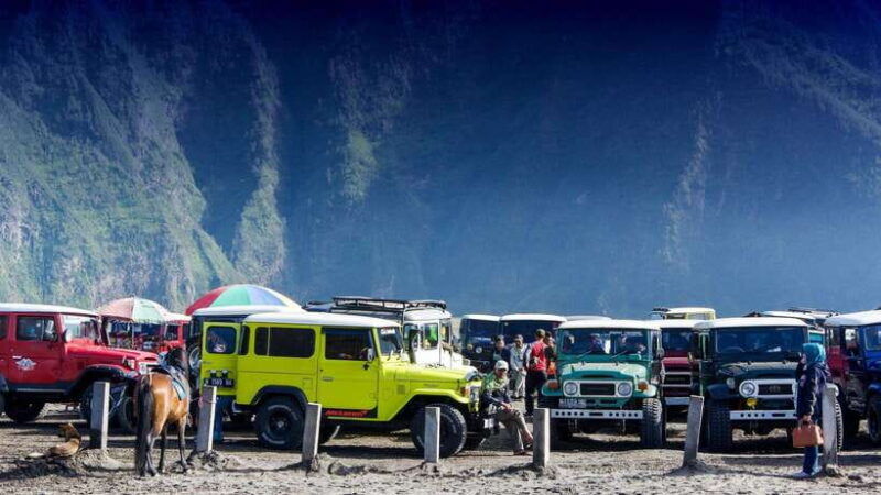 surabaya-4-days-bromo-ijen-crater-tumpak-sewu-rafting