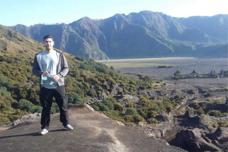 surabaya-bromo-sunrise-12-hour-private-trip-with-breakfast