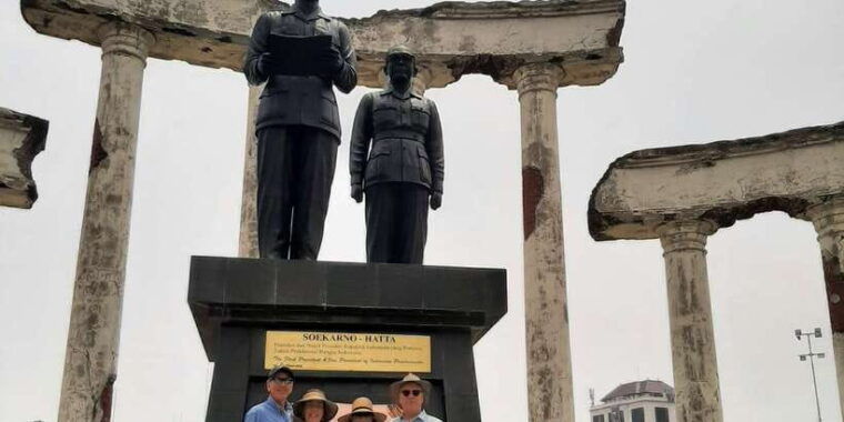 surabaya-historiculture-private-day-tour