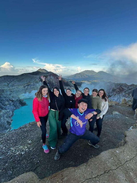 surabaya-malang-3-day-tumpak-sewu-bromo-ijen-volcano-tour
