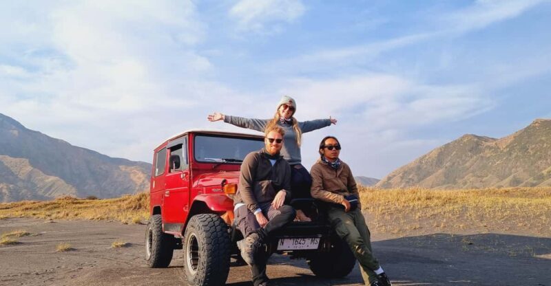 Surabaya: Mount Bromo Sunrise 1-Day Sharing Group Tour - A Cultural and Natural Feast