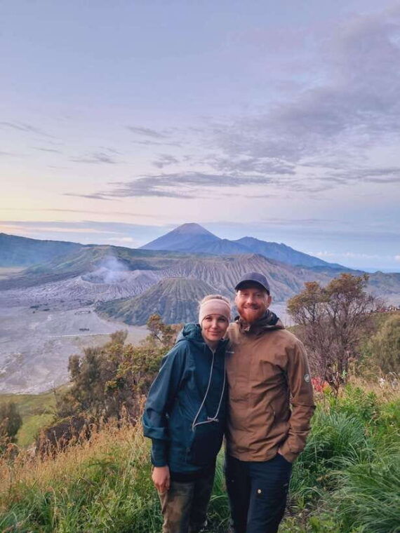 surabaya-mount-bromo-sunrise-efficient-1-day-tour