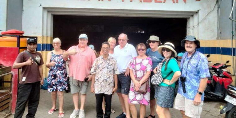 surabaya-private-tour-with-lunch