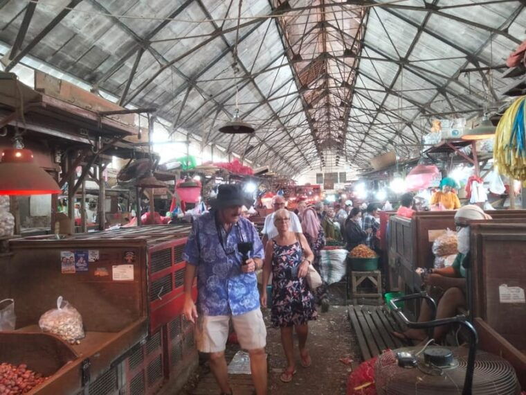 surabaya-private-tour-with-lunch