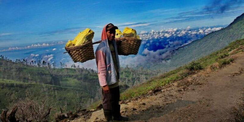 surabaya-tumpak-sewu-bromo-and-ijen-4-day-tour