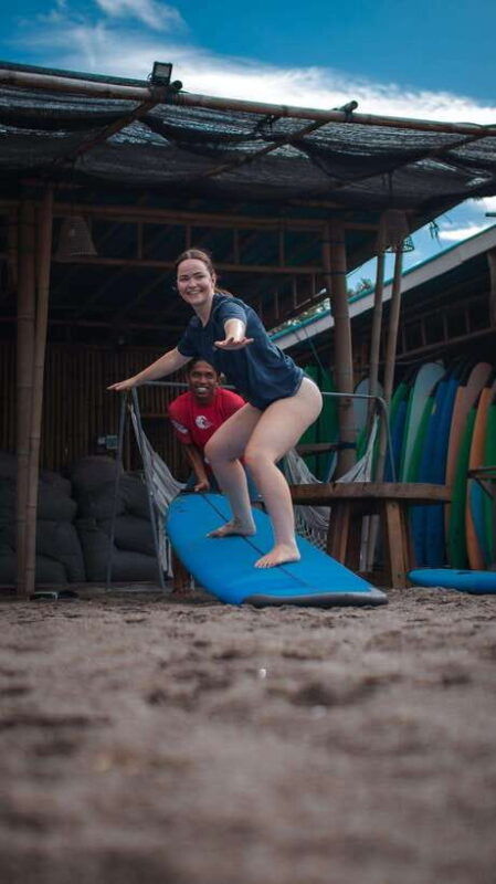 surf-canggu-lessons-for-beginners-pros-in-bali