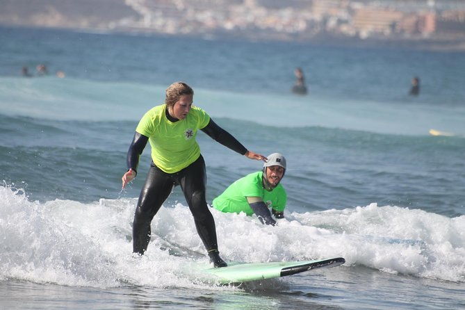 surf-class-experience-in-playa-de-la-americas-2