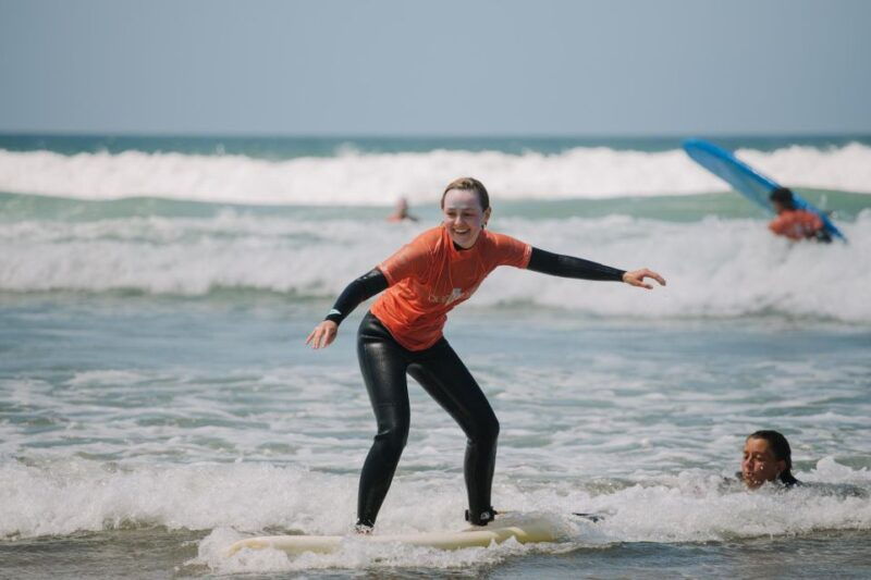 surf-gear-rental-in-caparica