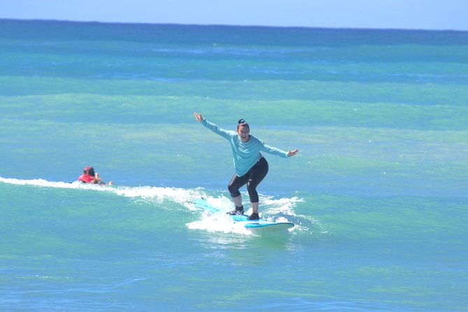 surf-hnl-small-group-or-private-surfing-lesson-koolina