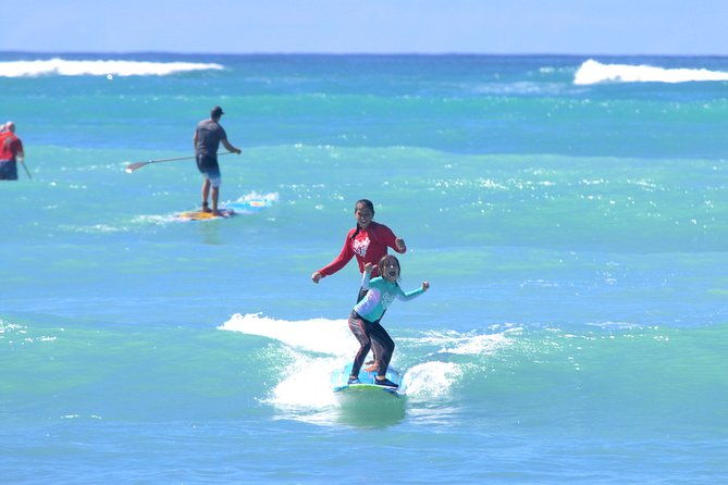 surf-hnl-small-group-or-private-surfing-lesson-koolina