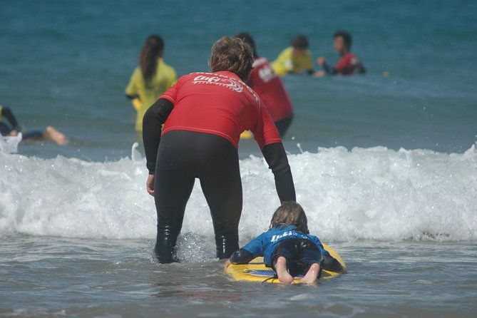 surf-lesson-in-costa-da-caparica