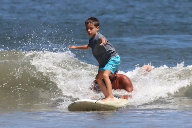 surf-lesson-in-tamarindo-private-and-group