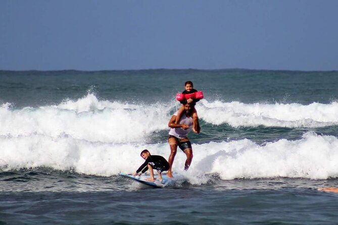 surf-lessons-on-the-north-shore-great-for-families-and-all-ages-2
