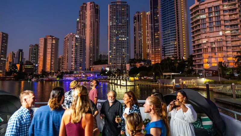 Surfers Paradise: Buffet Dinner Sightseeing Cruise - Authentic Insights from Reviews