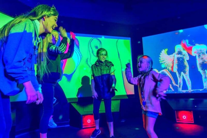 Surfers Paradise: Ripley's Believe It or Not! 3 Way Combo - A thorough look at what this tour offers