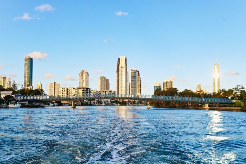 Surfers Paradise: Sightseeing Sunset River Cruise - Key Points