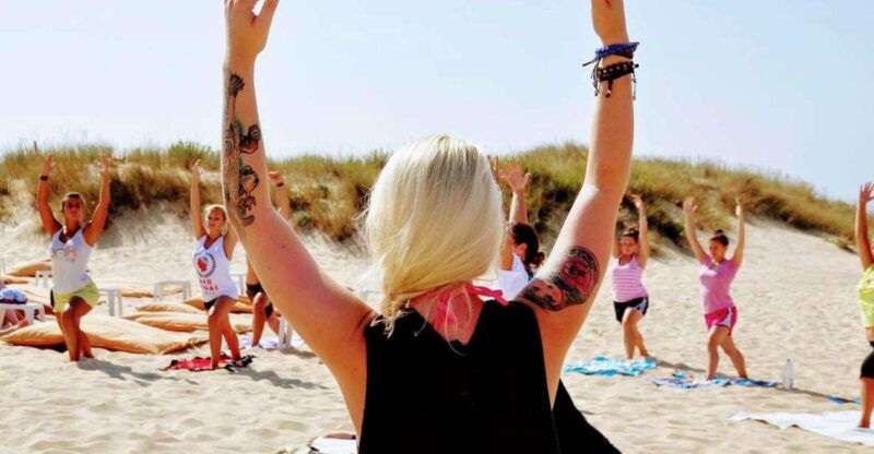 surfing-and-yoga-in-lisbon