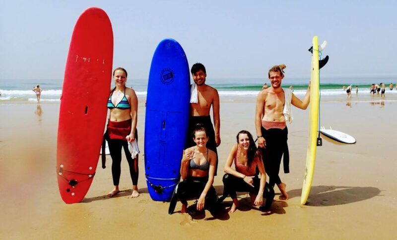 surfing-and-yoga-in-lisbon