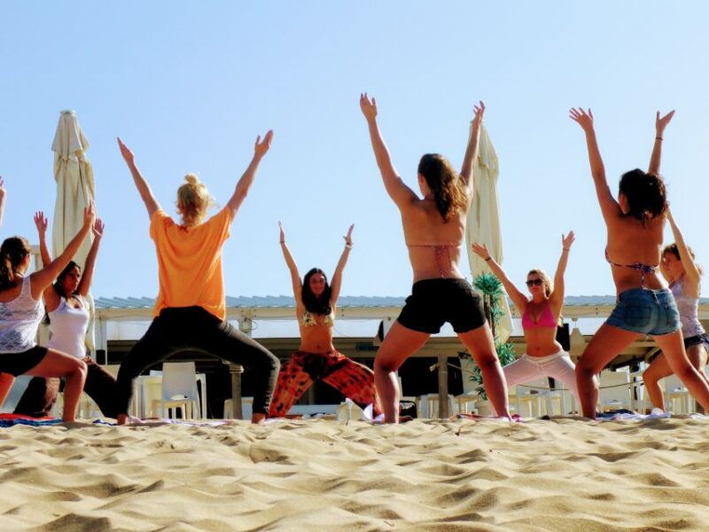 surfing-and-yoga-in-lisbon