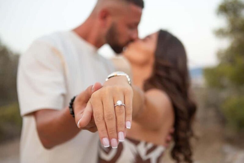 Surprise Proposal Photoshoot in Athens - Surprise Proposal Photoshoot in Athens: A Truly Special Way to Capture Your Moment