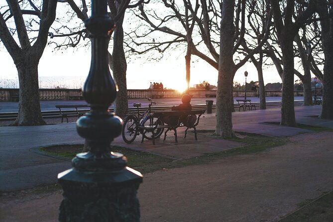 surprise-walk-of-montpellier-with-a-local