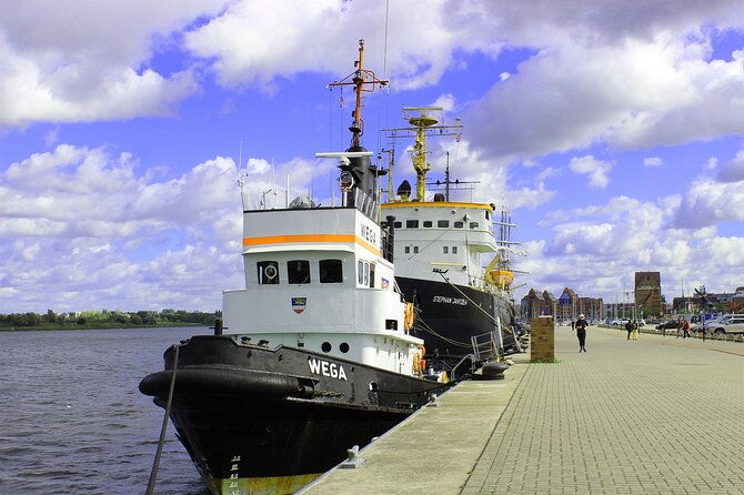 surprise-walk-of-rostock-with-a-local