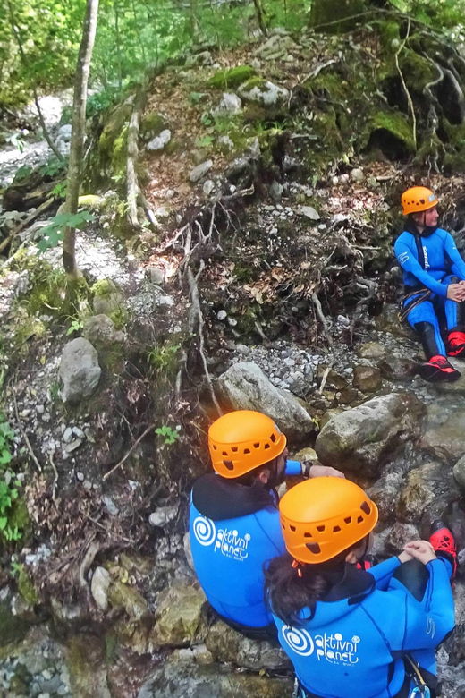 susec-canyoning-in-natural-waterpark