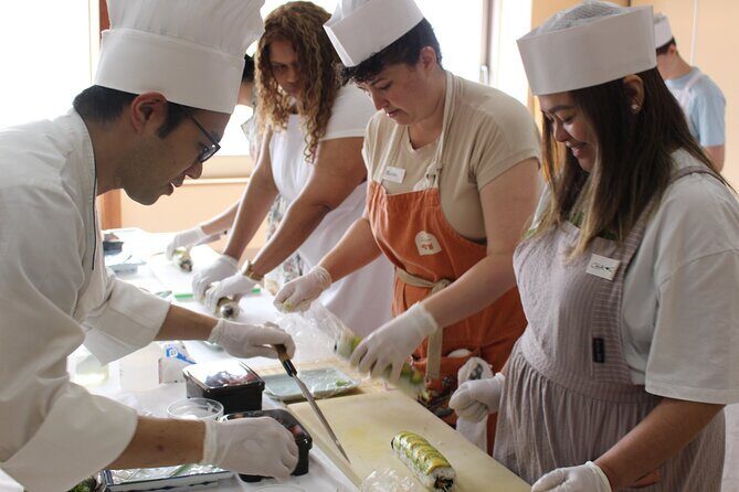 Sushi Cooking Class and Ingredient Shopping Tour - Key Points
