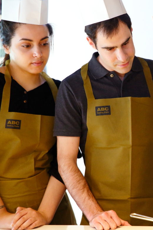 sushi-cooking-lesson-at-japans-leading-culinary-school