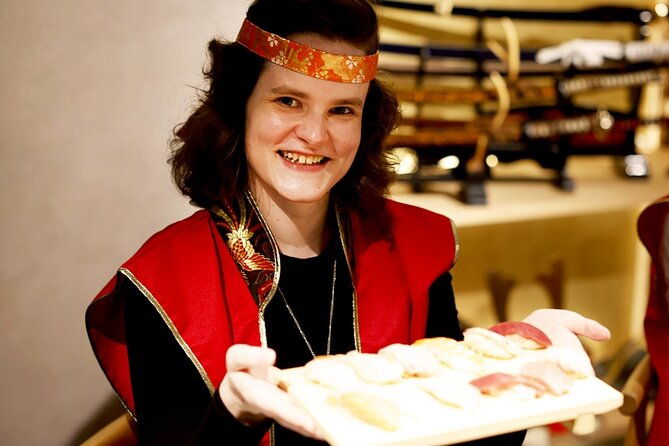 sushi-making-in-an-interactive-samurai-experiencejin-asakusa