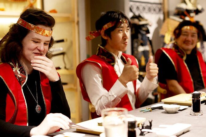 sushi-making-in-an-interactive-samurai-experiencejin-asakusa