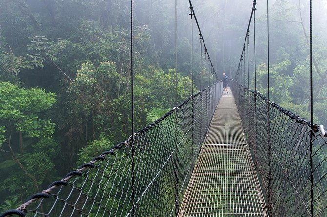 suspension-bridges-fortuna-waterfall-typical-lunch