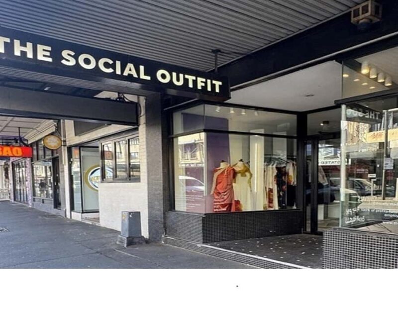 Sustainable Sydney Tours - eco conscious collective Newtown - Thrift Shopping and Reducing Waste