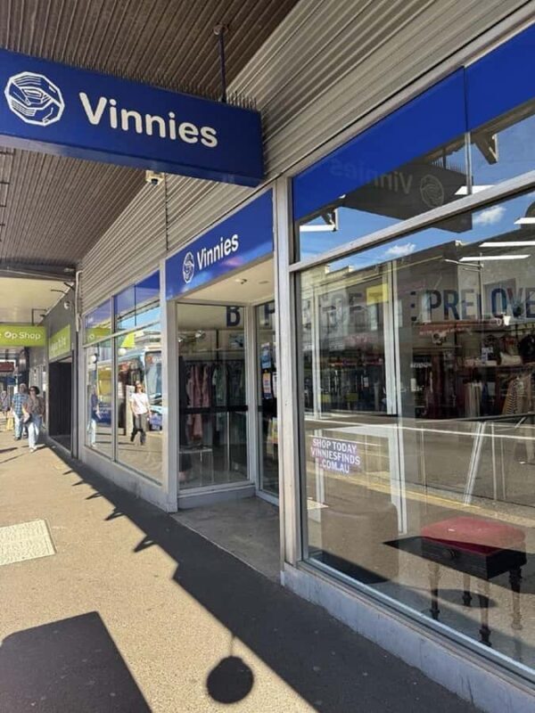 Sustainable Sydney Tours - eco conscious collective Newtown - Final Stop: Sustainable Eats at The Green Grocer