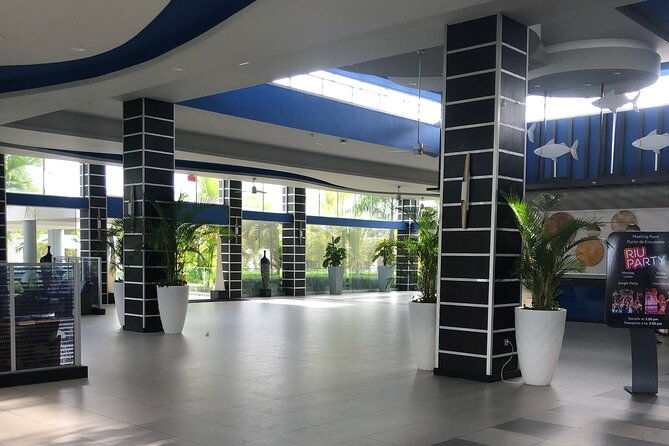 suv-transfer-from-the-airport-to-riu-hotels-in-punta-cana
