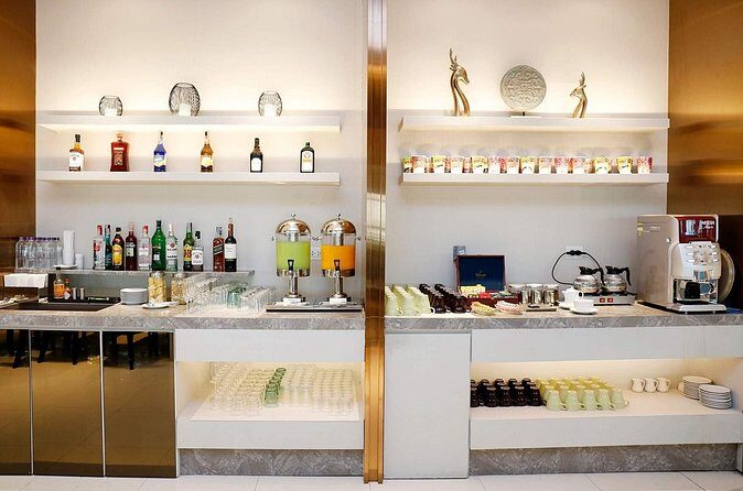 Suvarnabhumi International Airport BKK Lounge Services - Who Should Book This Lounge?