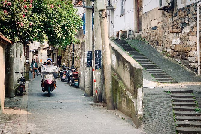 Suzhou Alleyway Walking Food Tour - Key Points