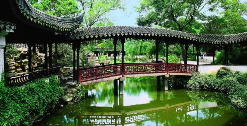 suzhou-gardens-and-tongli-or-zhouzhuang-water-town
