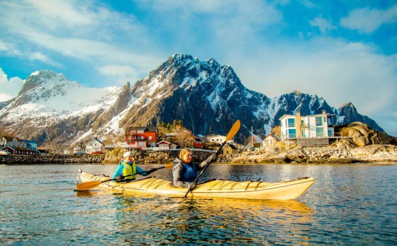 svolvaer-2-hour-winter-kayaking-adventure