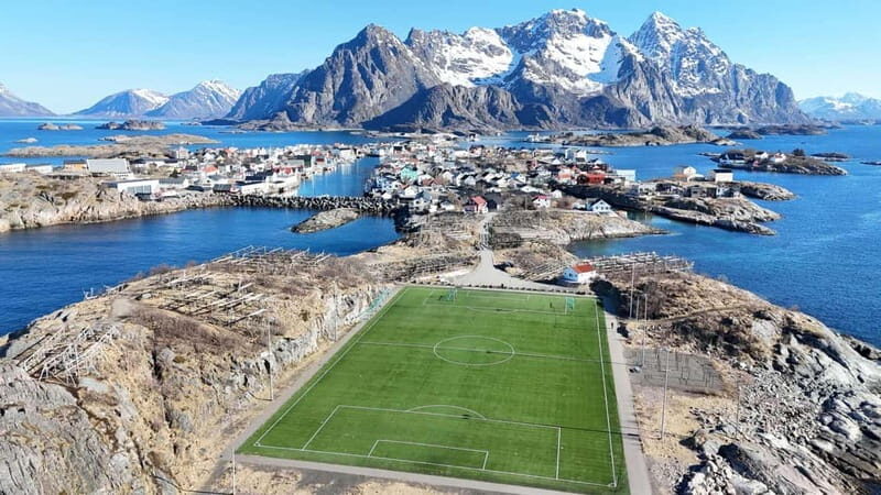 Svolvær: Lofoten Islands Full-Day Guided Tour - Visiting the Iconic Villages and Natural Wonders