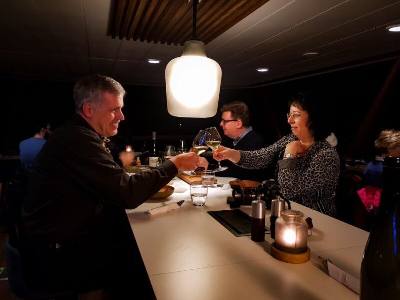 svolvaer-northern-lights-and-full-steam-cruise-with-tasting
