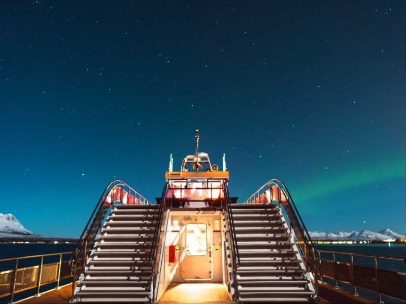 svolvaer-northern-lights-and-full-steam-cruise-with-tasting