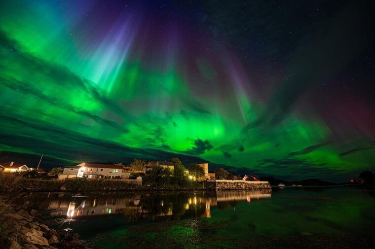 svolvaer-ultimate-aurora-hunt