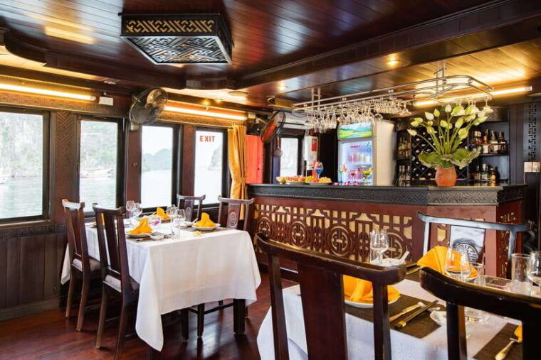 swan-cruises-bai-tu-long-bay-3-day-2-nights